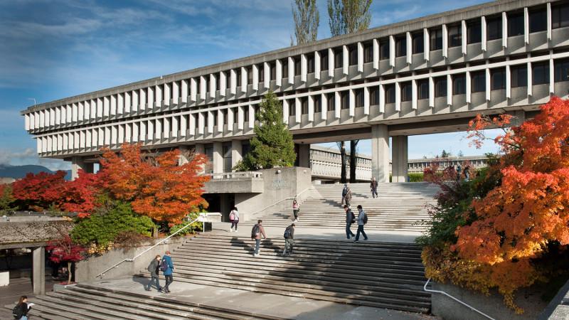 Featured image of post 泛CS跑路向23fall加拿大申请总结